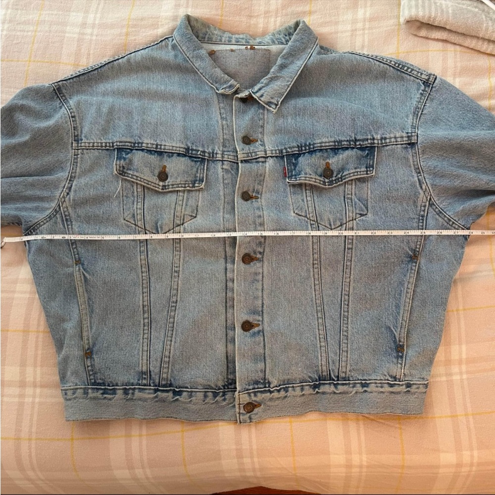 Vintage Levi’s Jean Jacket - Picture 7 of 8